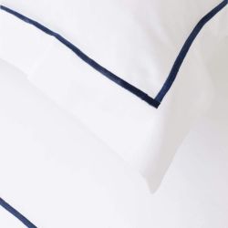 Luxury Bed set navy blue organic cotton close up